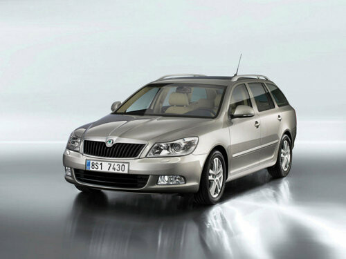 Коврики текстильные "Стандарт" для Skoda Octavia II (универсал / A5) 2008 - 2013, черные, 5шт.