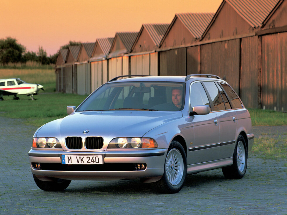 Коврики текстильные "Классик" для BMW 5-Series (универсал / E39) 1997 - 2000, черные, 4шт.