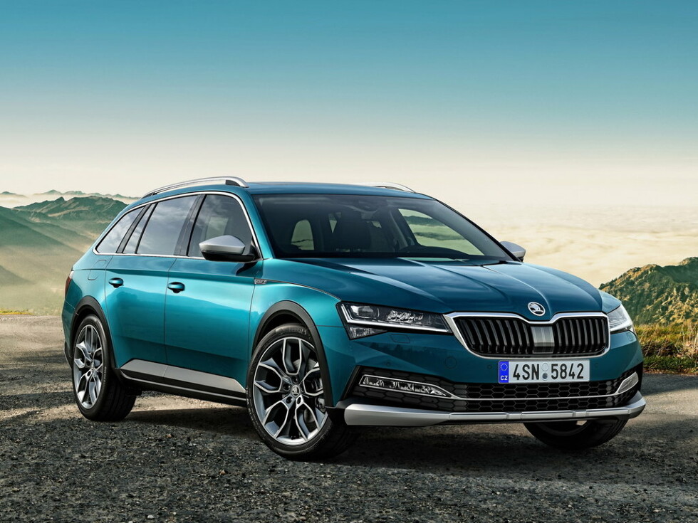 Коврики текстильные "Стандарт" для Skoda Superb III (универсал / 3V5) 2019 - Н.В., черные, 5шт.